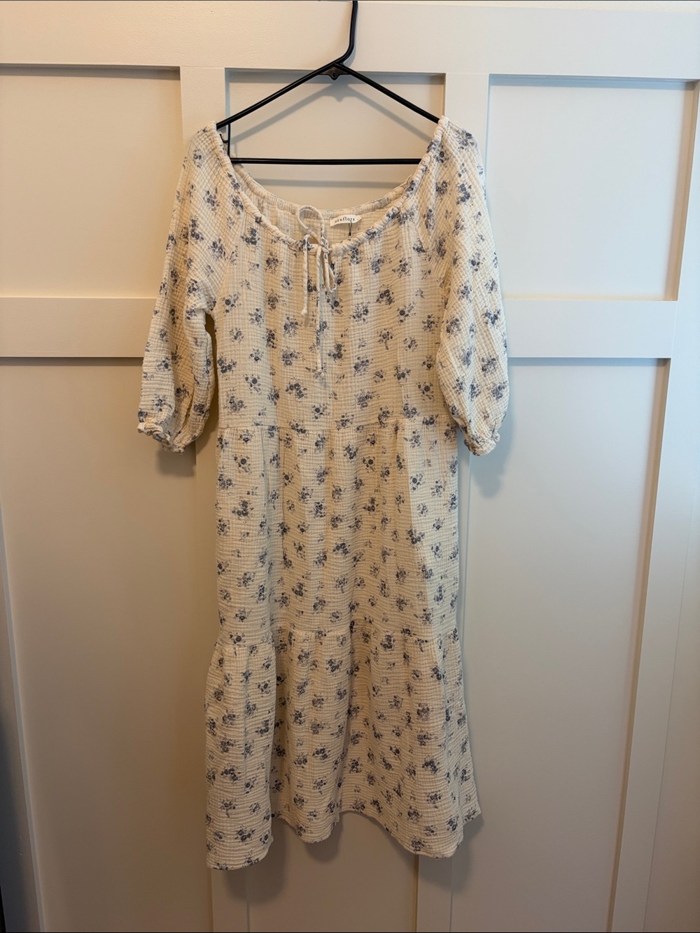 Neuflora Dress